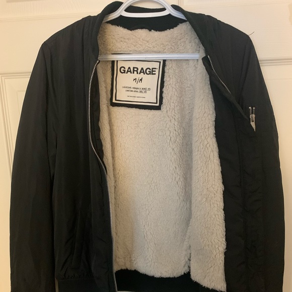 Bomber jacket - Picture 3 of 3